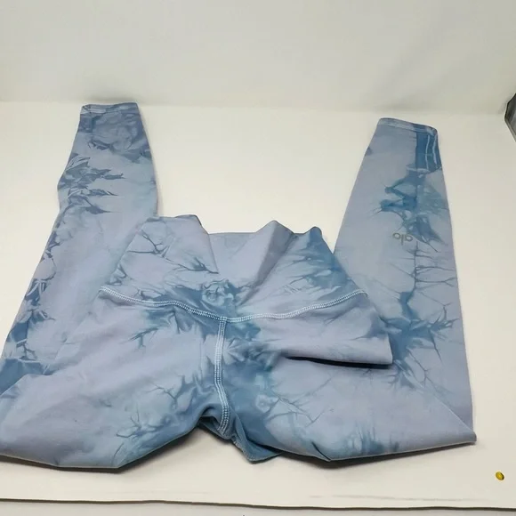 NWT ALO Yoga High Waist Tie Dyed Leggings Blue/Lilac Size XXS (fits like XS) - Picture 3 of 10